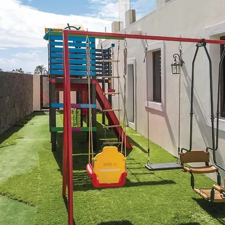 فيلة Playa Blanca Sleeps 12 Air Con Wifi بلايا بلانكا
